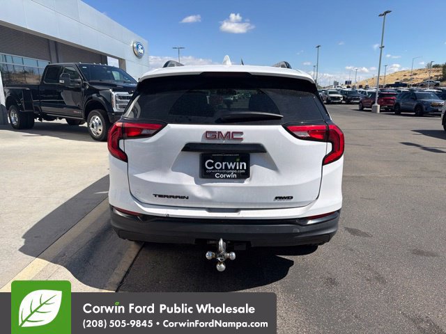 Used 2021 GMC Terrain SLE w/ Driver Convenience Package AWD/4WD image 6