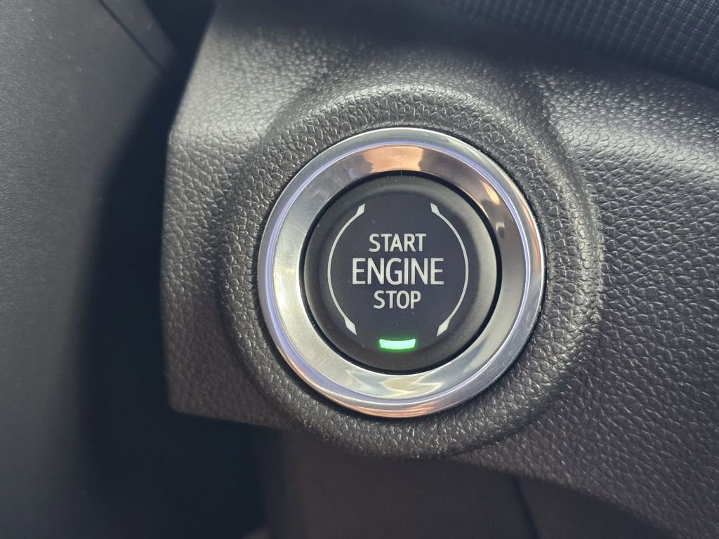 Used 2022 Chevrolet TrailBlazer LT w/ Convenience Package image 21