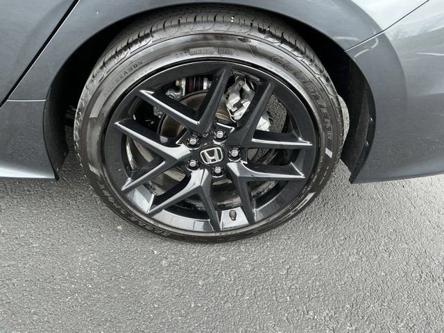 Used 2025 Honda Civic Sport image 11