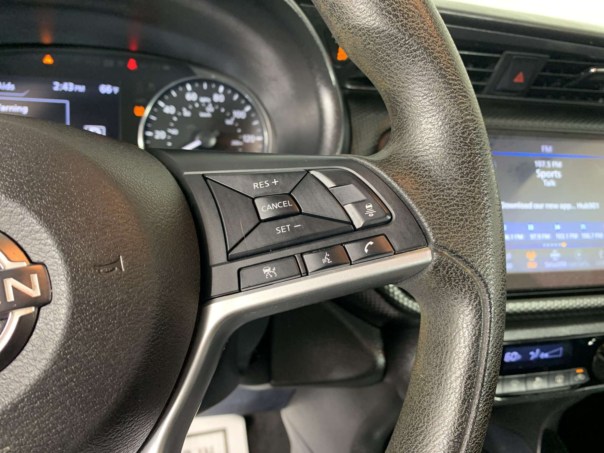 Used 2022 Nissan Kicks SV FWD image 19