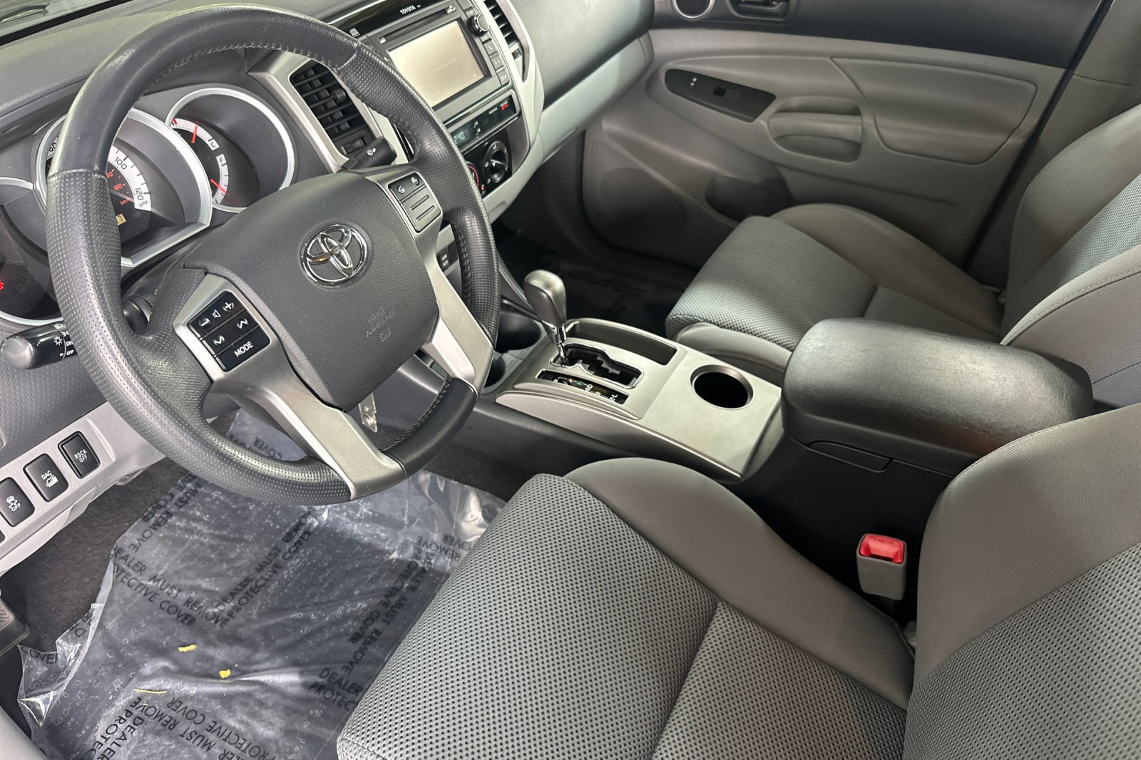 Used 2013 Toyota Tacoma 4x4 Double Cab w/ TRD Off-Road Pkg image 11