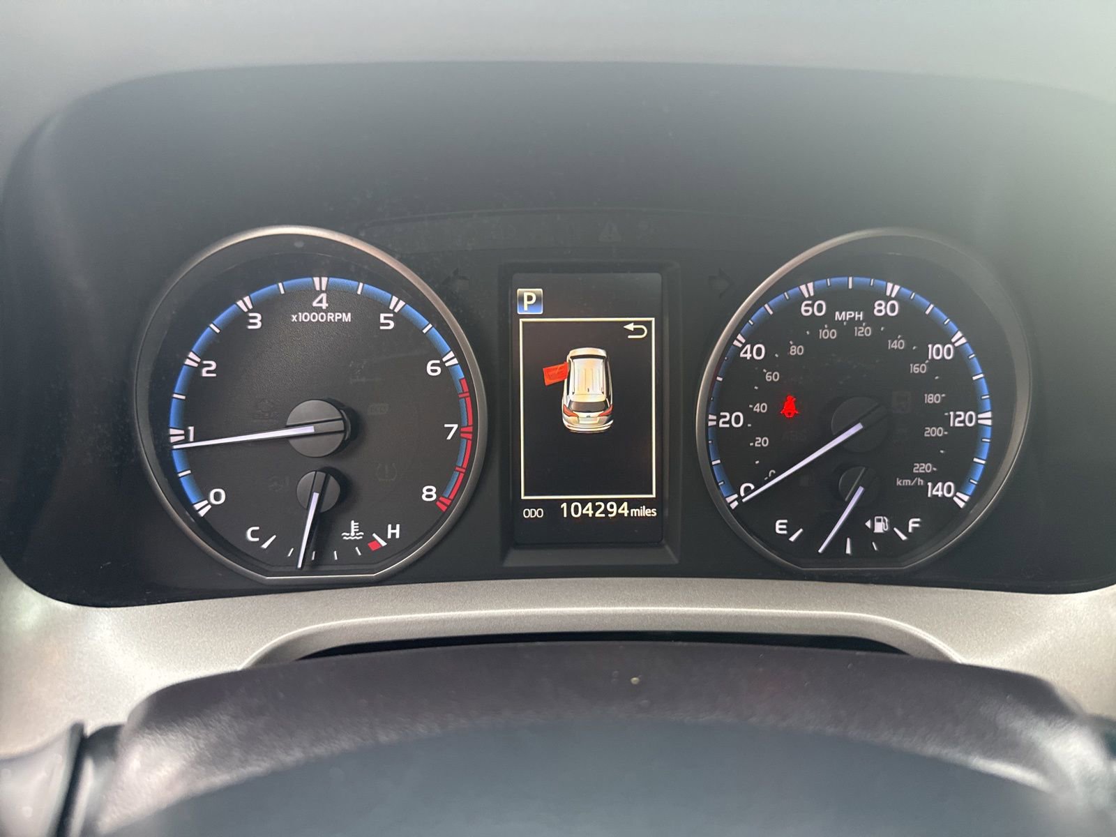 Used 2018 Toyota RAV4 XLE FWD image 16
