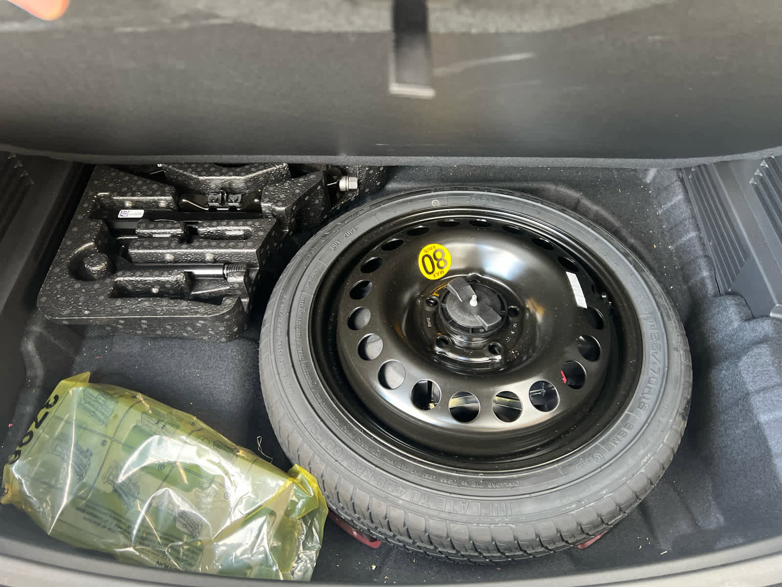 Used 2023 Chevrolet TrailBlazer RS w/ Sun and Liftgate Package image 9