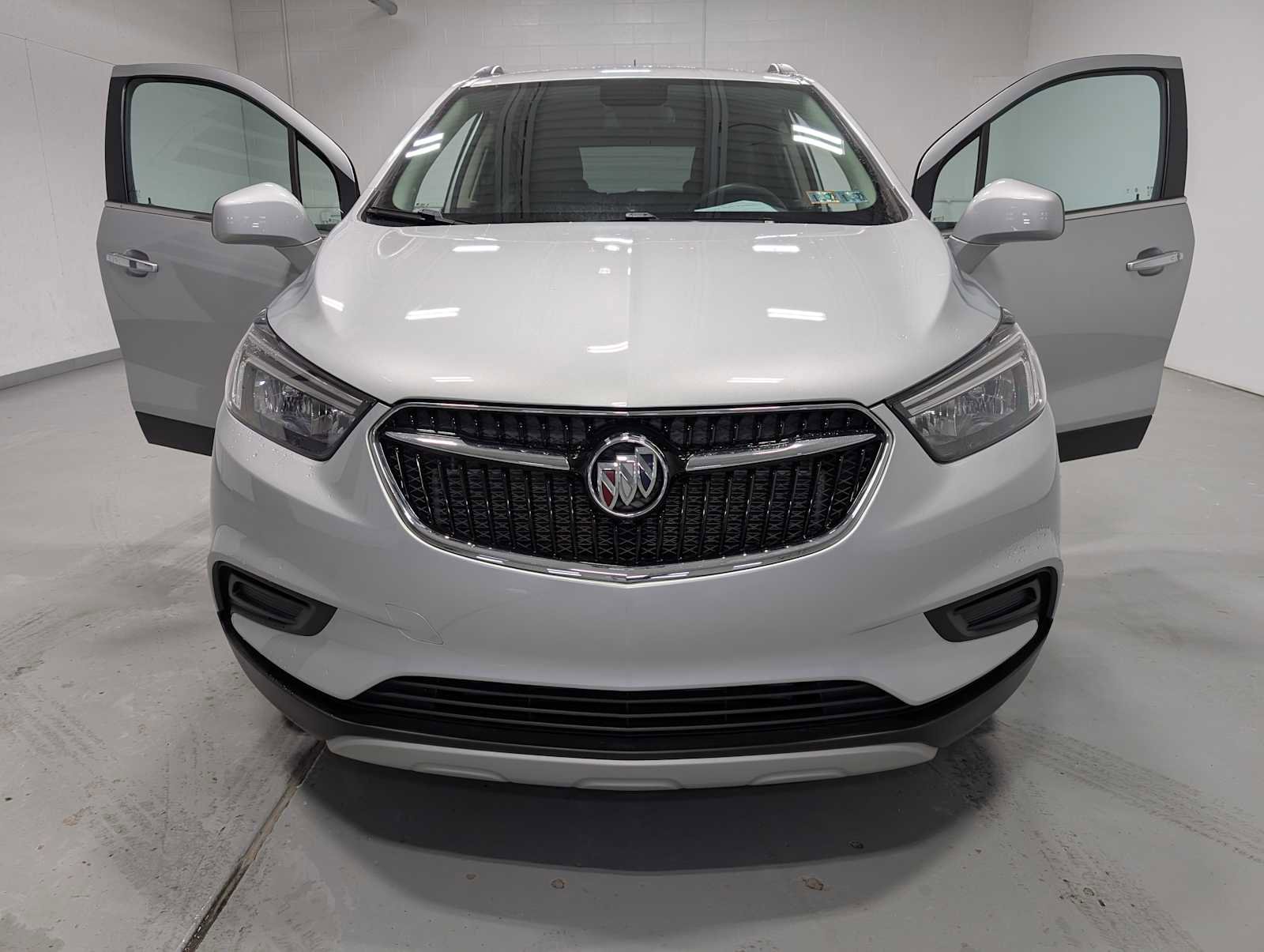 Used 2022 Buick Encore Preferred w/ Safety Package image 15