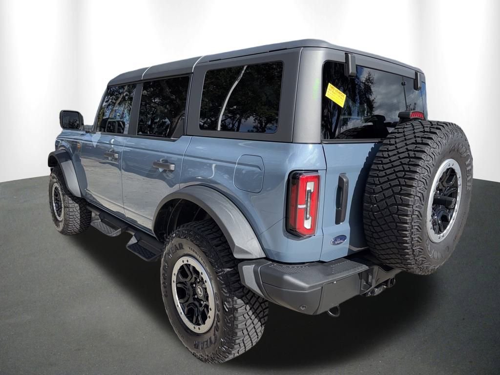 Used 2024 Ford Bronco Badlands image 13