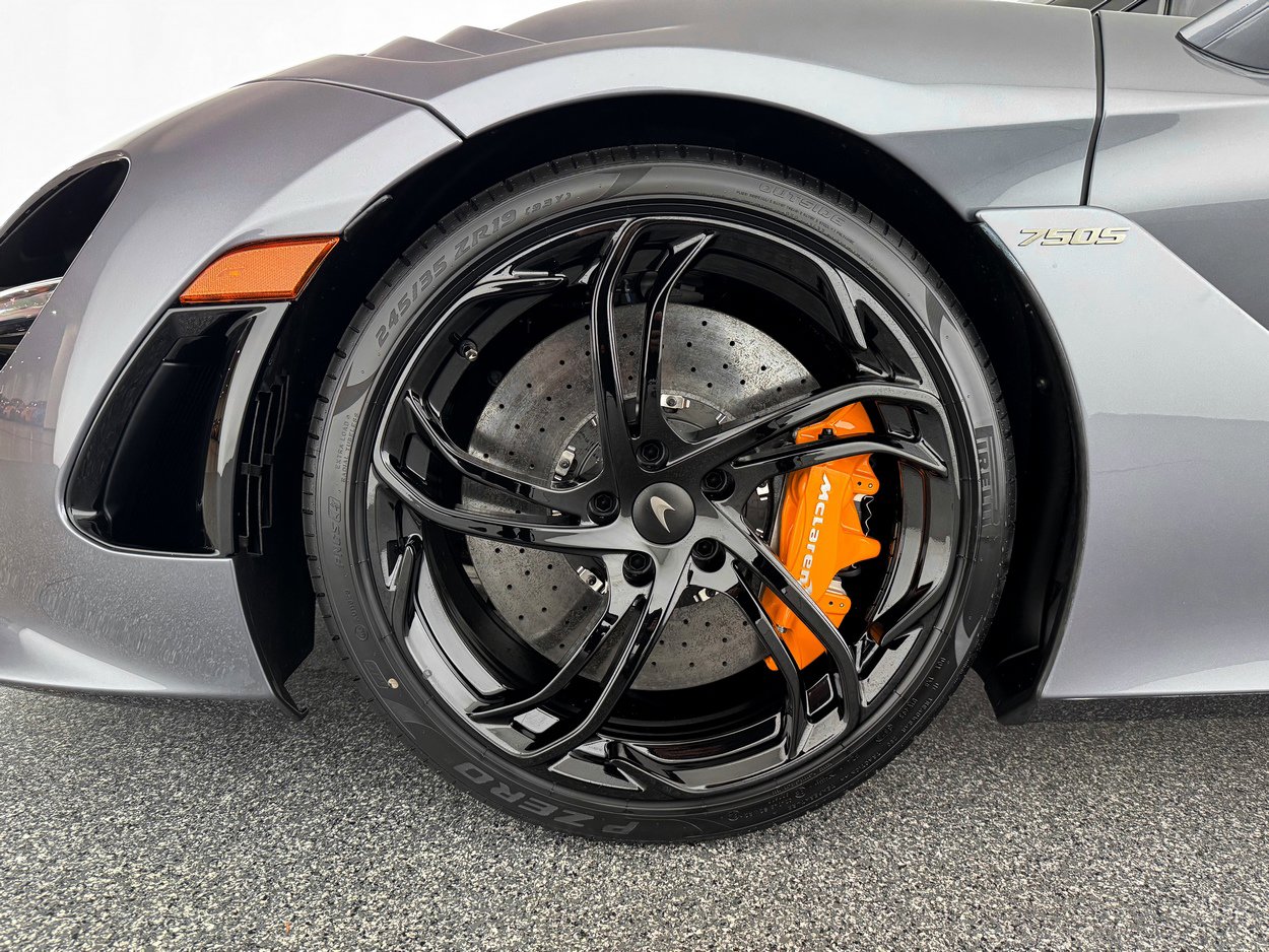 New 2026 McLaren 750S Spider image 30
