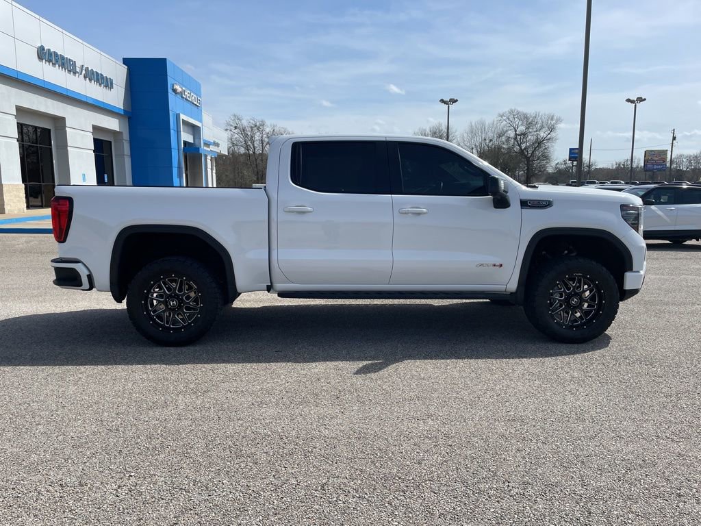 Used 2024 GMC Sierra 1500 AT4 w/ AT4 Premium Package image 6