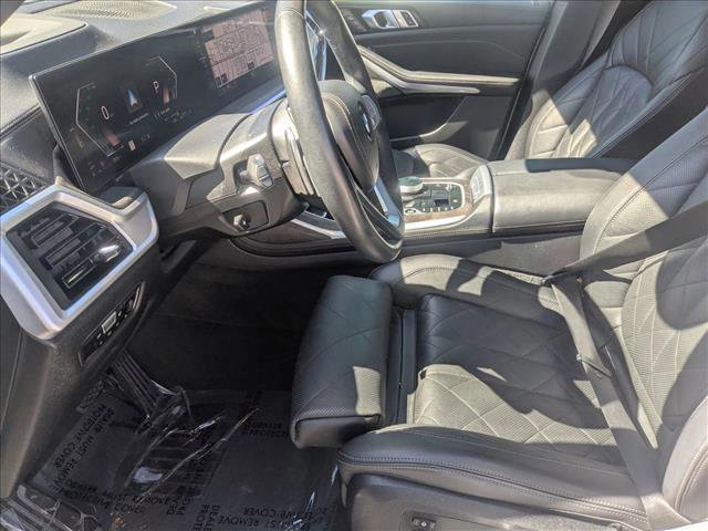 Used 2023 BMW X7 xDrive40i w/ Premium Package image 16