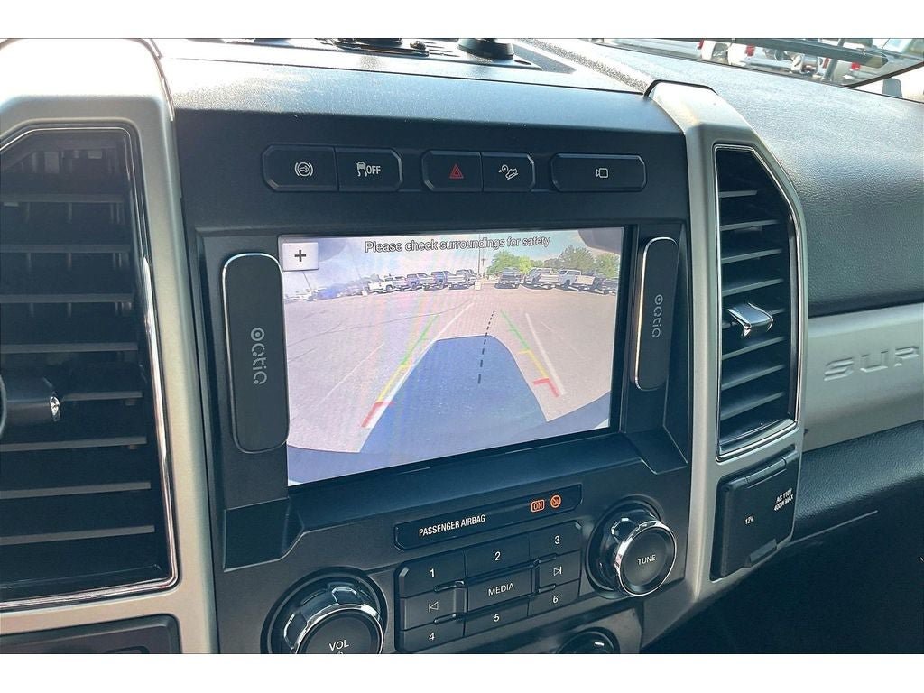 Used 2019 Ford F250 Lariat w/ Lariat Ultimate Package AWD/4WD image 23