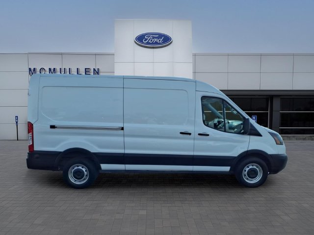 Used 2019 Ford Transit 250 148 Medium Roof w/ Interior Upgrade Package RWD image 4