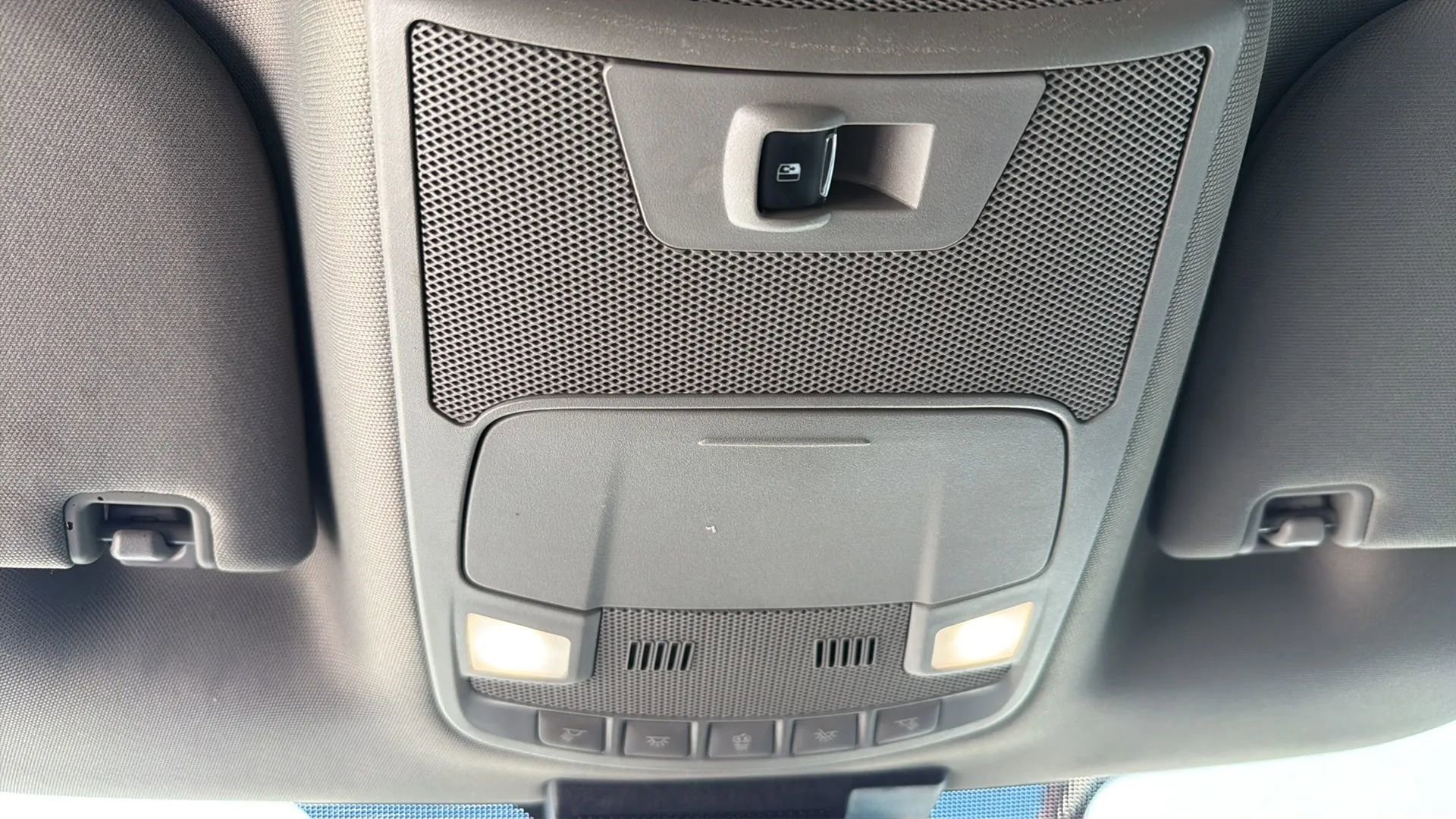 Used 2019 Ford F150 XLT w/ Equipment Group 302A Luxury AWD/4WD image 25