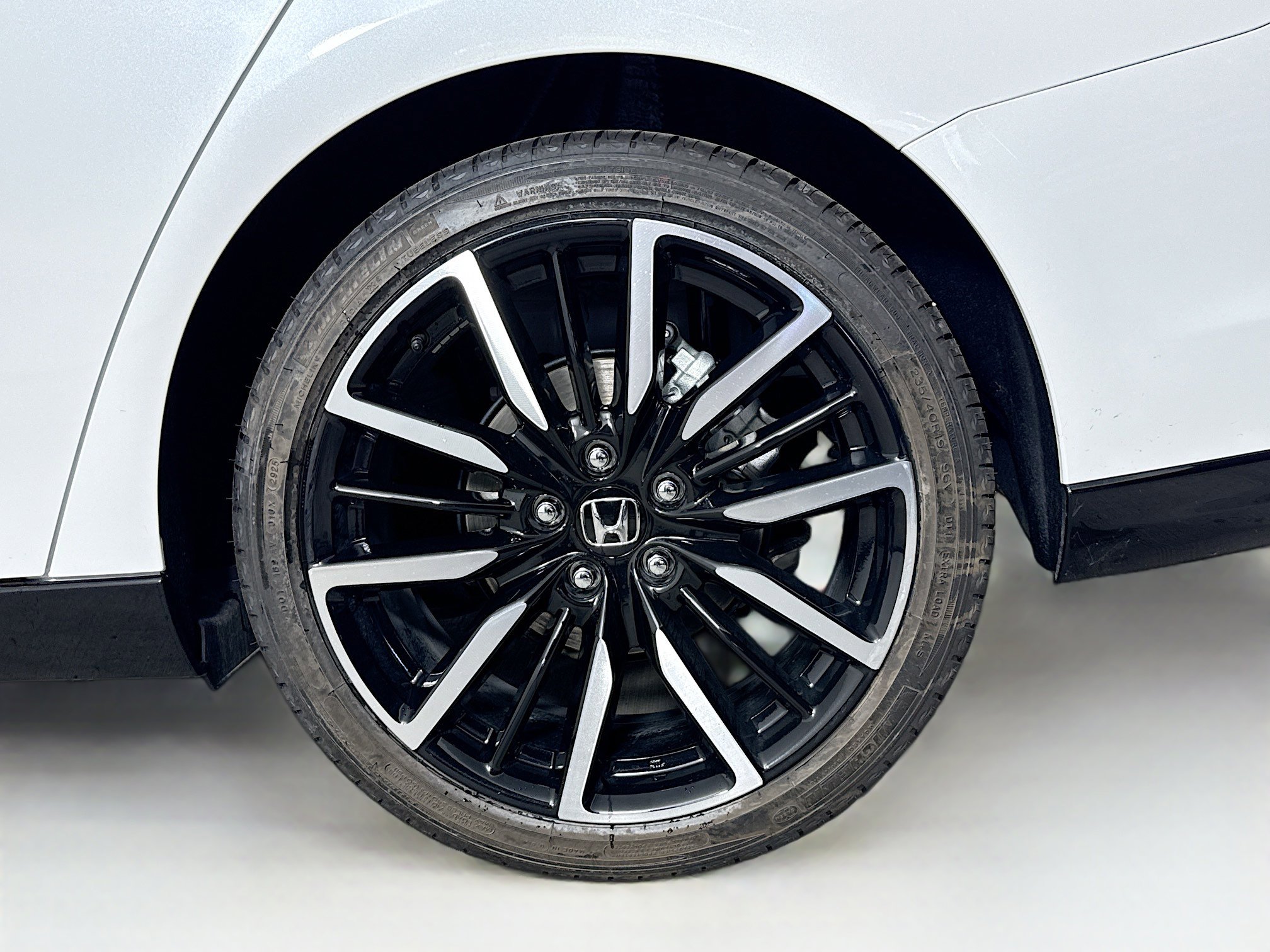 Certified 2025 Honda Accord Touring image 37