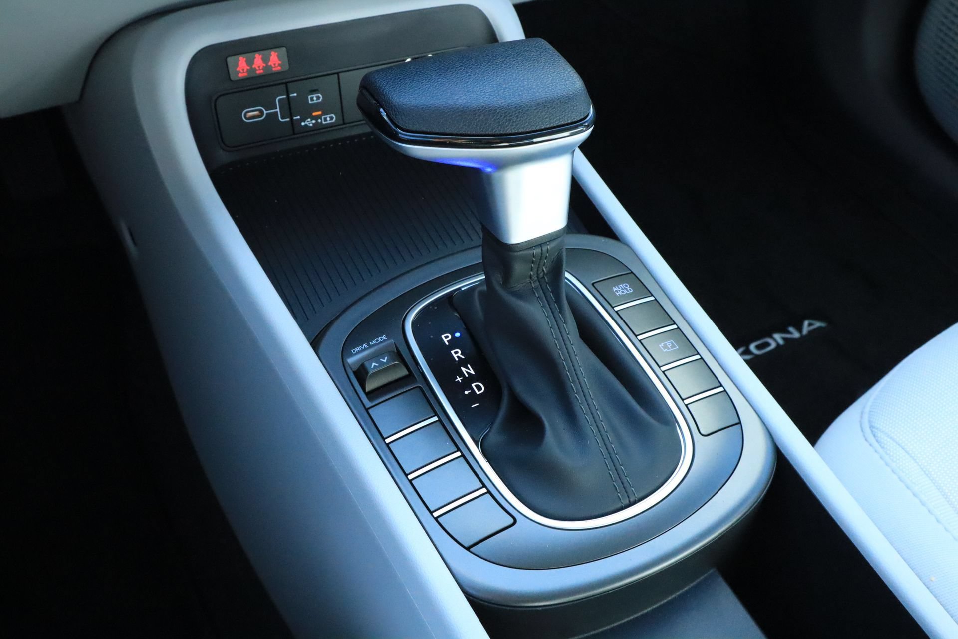 New 2026 Hyundai Kona SE FWD image 14
