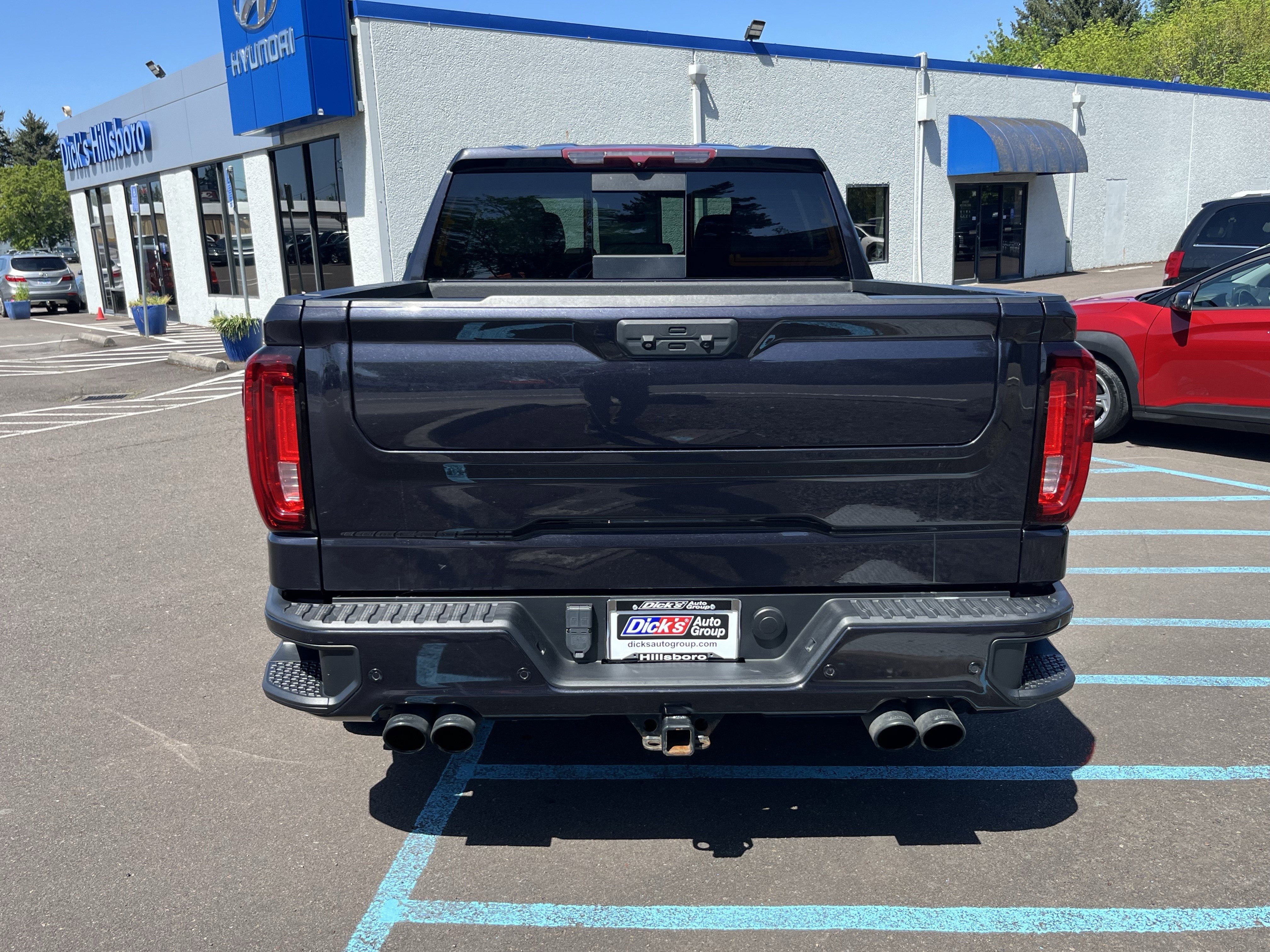 Used 2023 GMC Sierra 1500 Denali AWD/4WD image 4