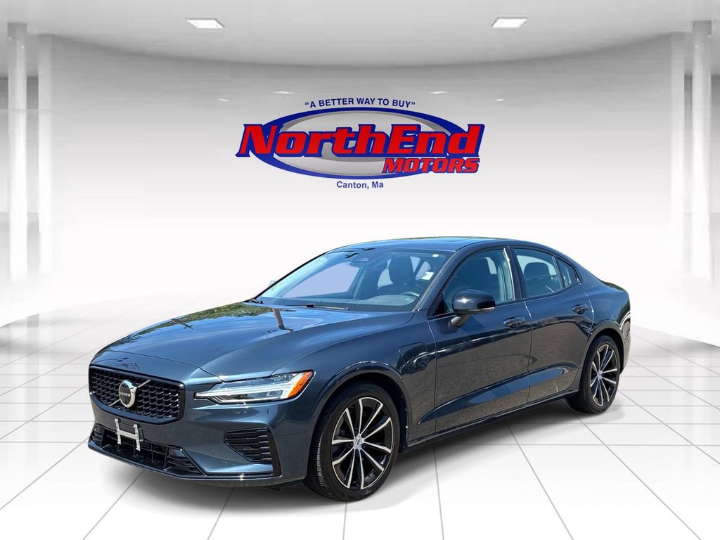 Used 2023 Volvo S60 T8 Plus AWD/4WD image 3