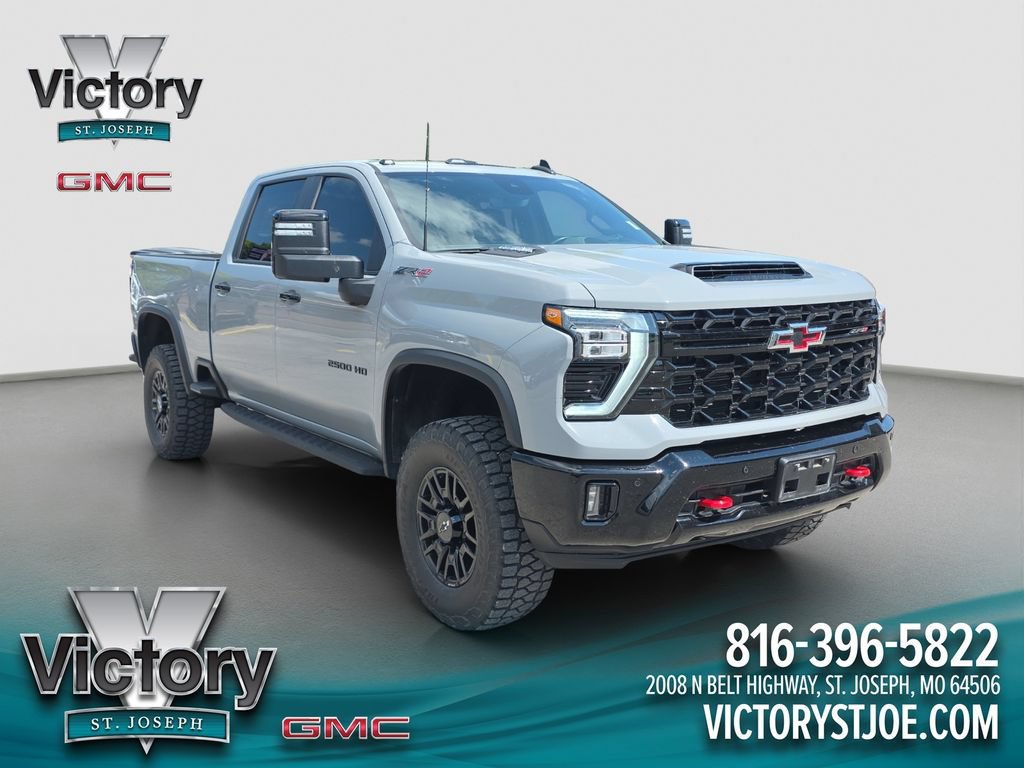 Used 2025 Chevrolet Silverado 2500 ZR2 w/ Technology Package AWD/4WD image 1