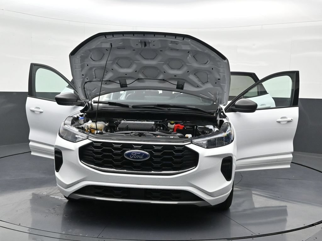 Used 2023 Ford Escape ST-Line w/ Tech Pack #1 FWD image 36