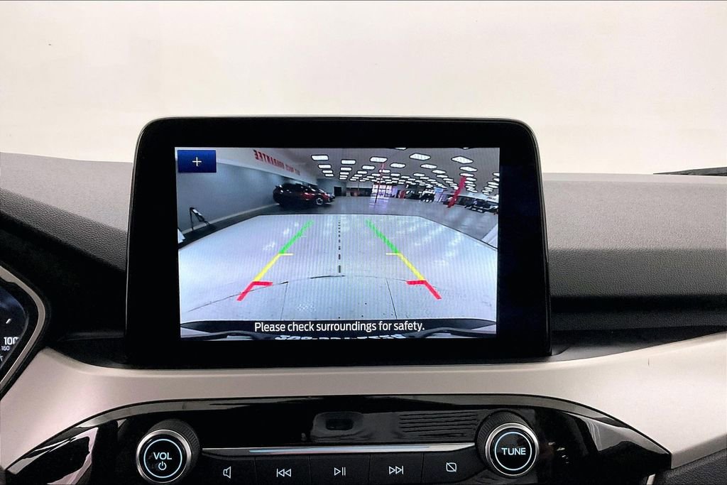 Used 2022 Ford Escape SE image 14