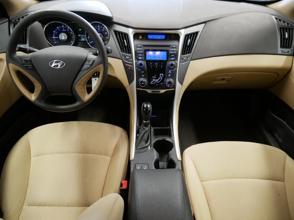 Used 2013 Hyundai Sonata GLS w/ Popular Equipment Pkg FWD image 19