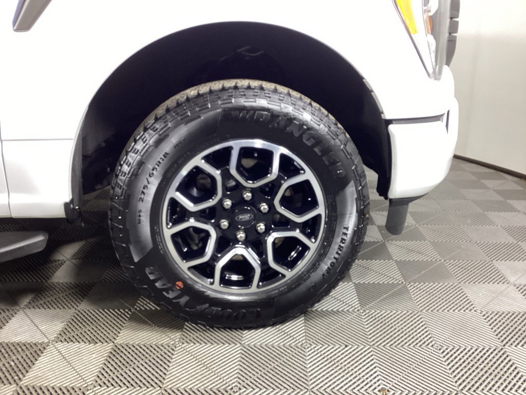 Used 2023 Ford F150 XLT w/ Equipment Group 302A High image 7
