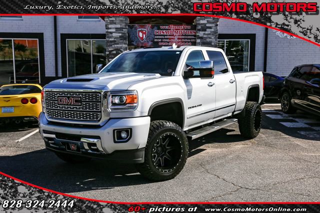 Used 2019 GMC Sierra 2500 Denali w/ Duramax Plus Package AWD/4WD image 1