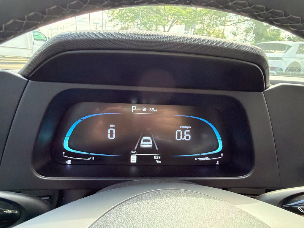 New 2026 Hyundai Elantra Sport FWD image 33