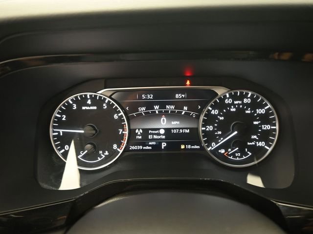 Used 2025 Nissan Pathfinder SL image 7