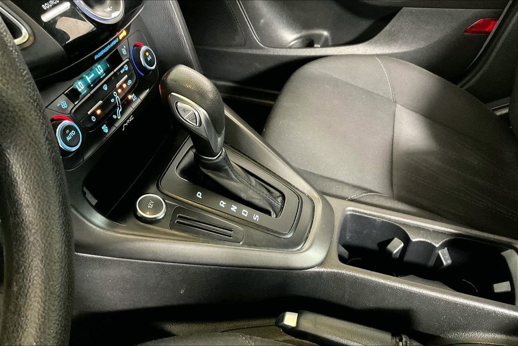 Used 2017 Ford Focus SEL image 15