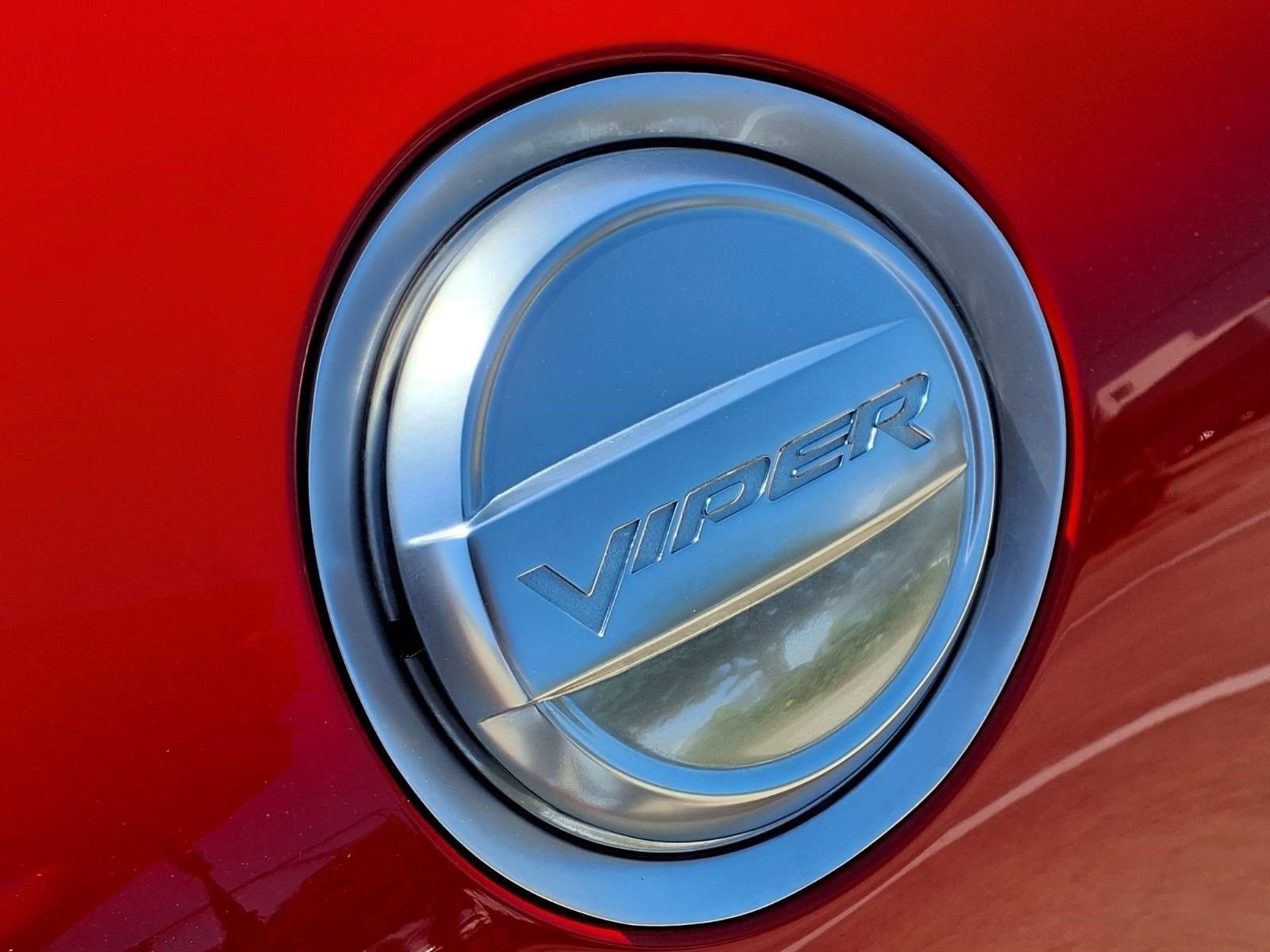 Used 2013 SRT Viper GTS w/ GTS Laguna Interior Pkg RWD image 10