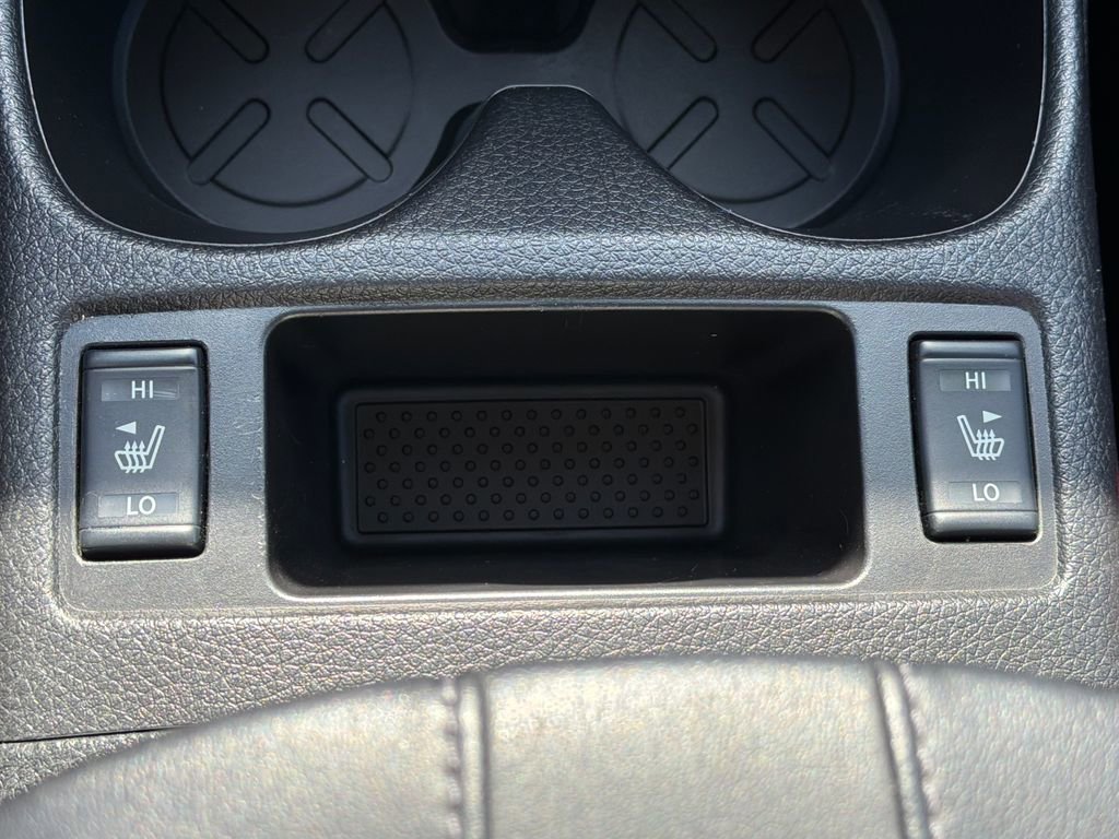 Used 2022 Nissan Rogue Sport SV FWD image 29