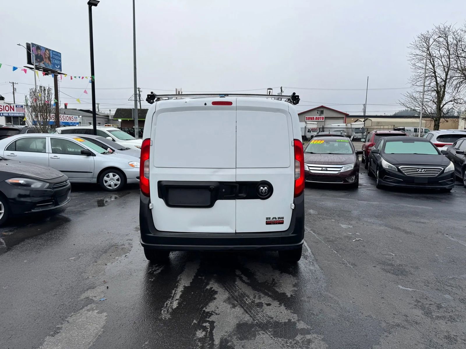 Used 2018 RAM ProMaster City Tradesman image 6