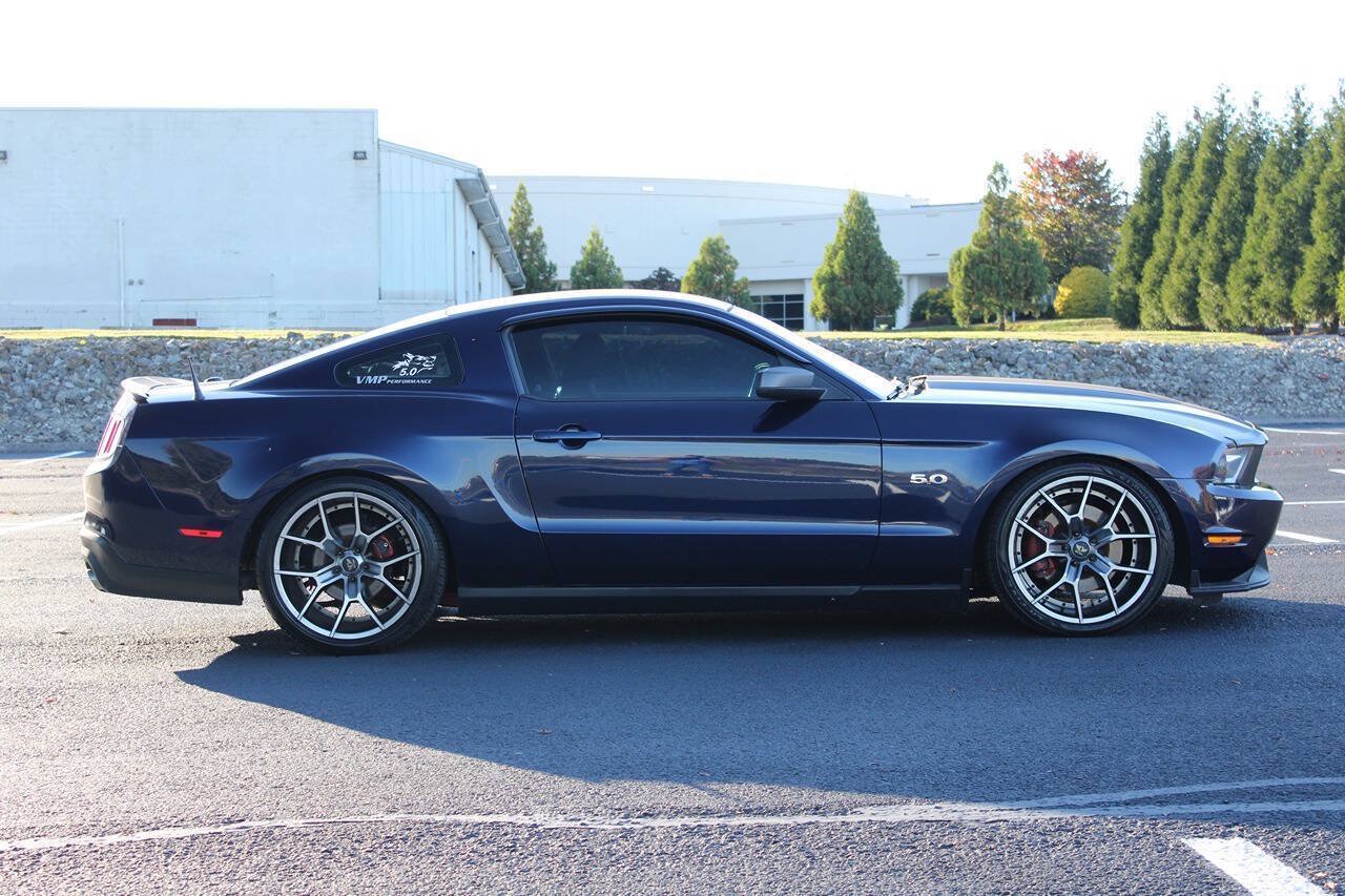 Used 2011 Ford Mustang GT Premium w/ Comfort Pkg RWD image 7