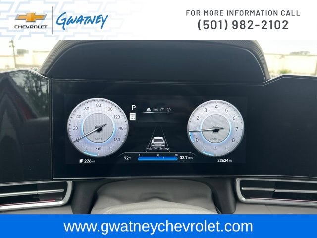 Used 2025 Hyundai Elantra SEL FWD image 15