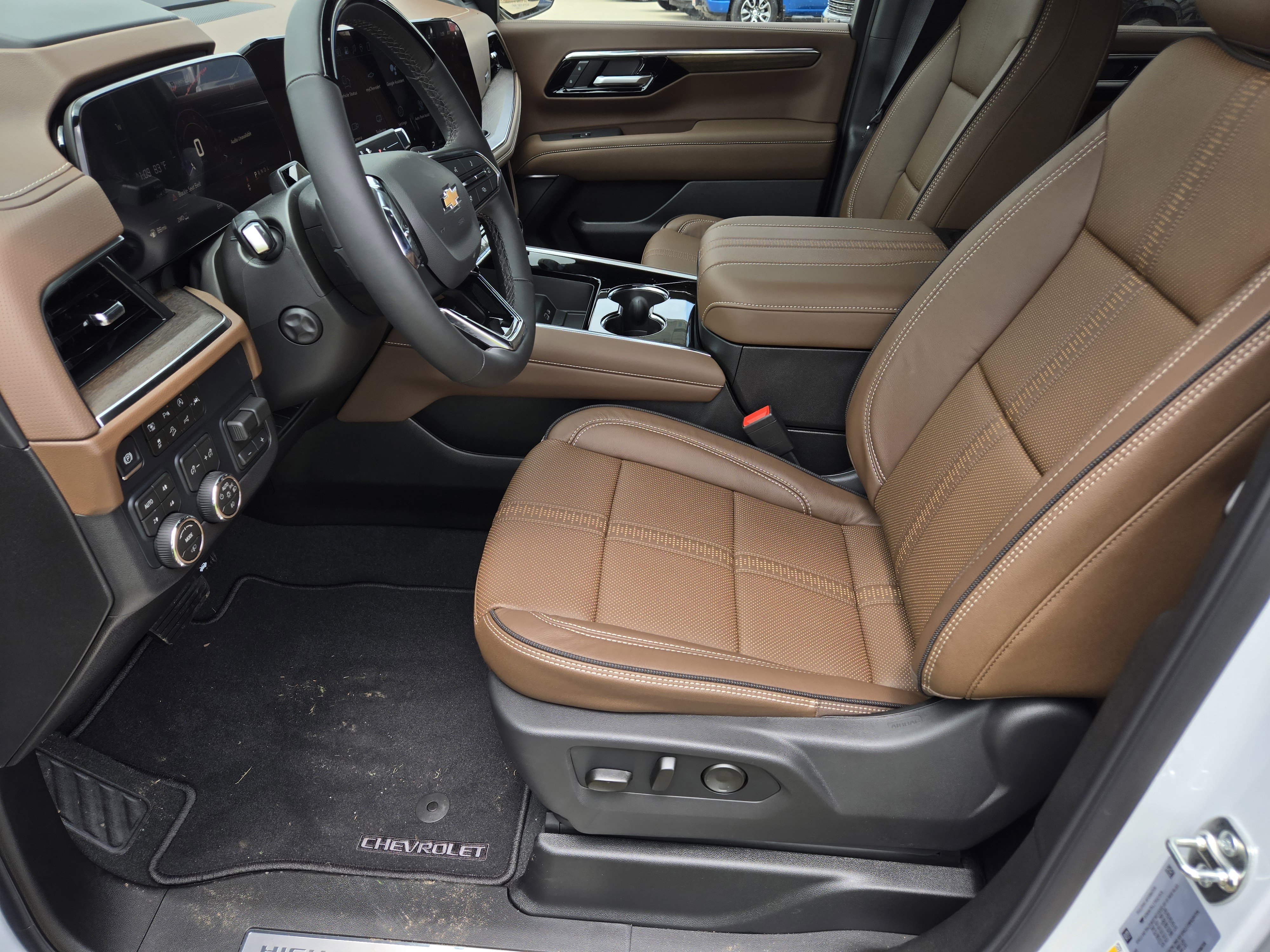 New 2026 Chevrolet Tahoe High Country AWD/4WD image 14