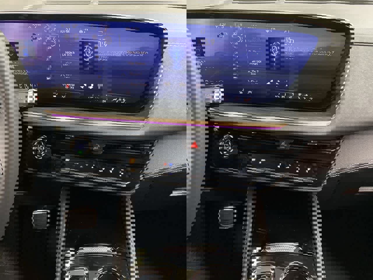 Used 2025 Buick Envision Sport Touring image 24