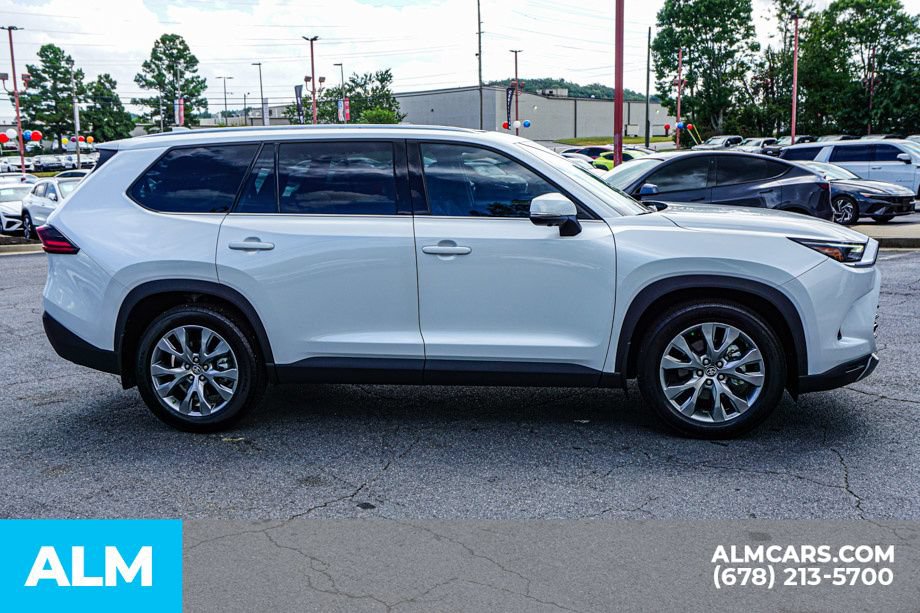 Used 2026 Toyota Grand Highlander AWD image 8