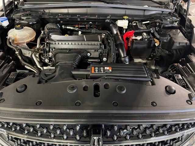 Certified 2024 Lincoln Nautilus Premier w/ Equipment Group 102A image 24