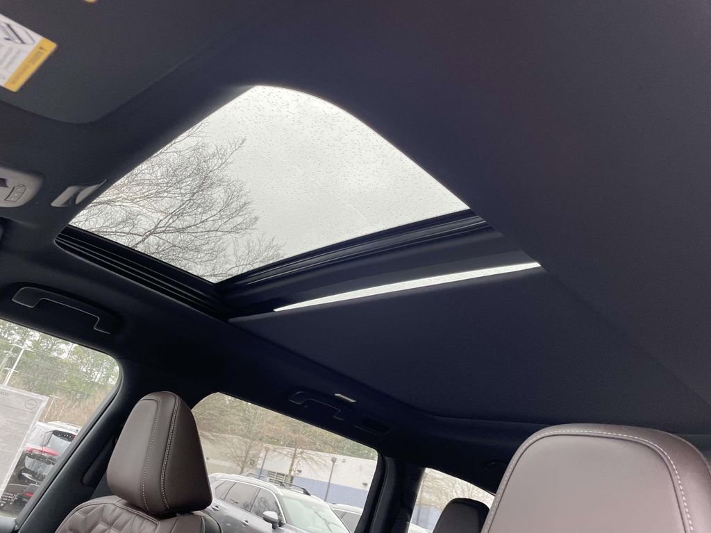 New 2026 Nissan Armada Platinum image 14