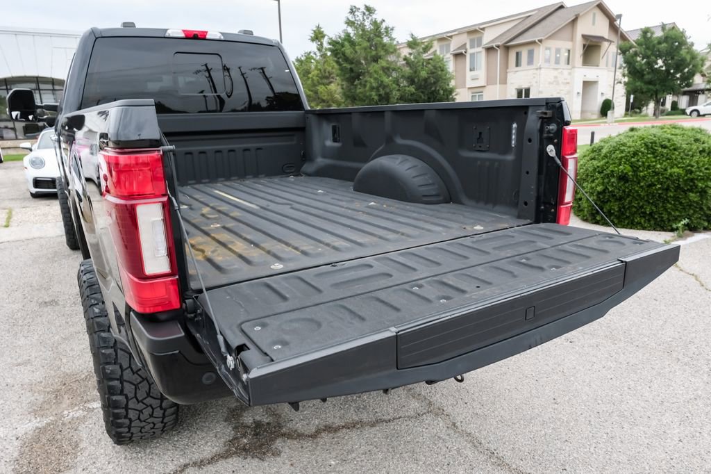 Used 2022 Ford F350 Platinum w/ FX4 Off-Road Package AWD/4WD image 55