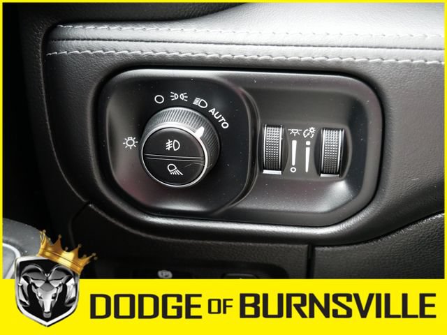 Used 2022 RAM 1500 Limited AWD/4WD image 23