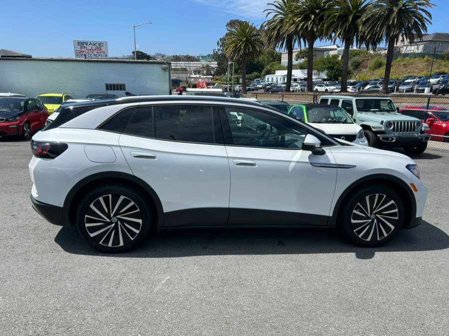 Used 2023 Volkswagen ID.4 Pro S Plus RWD image 4