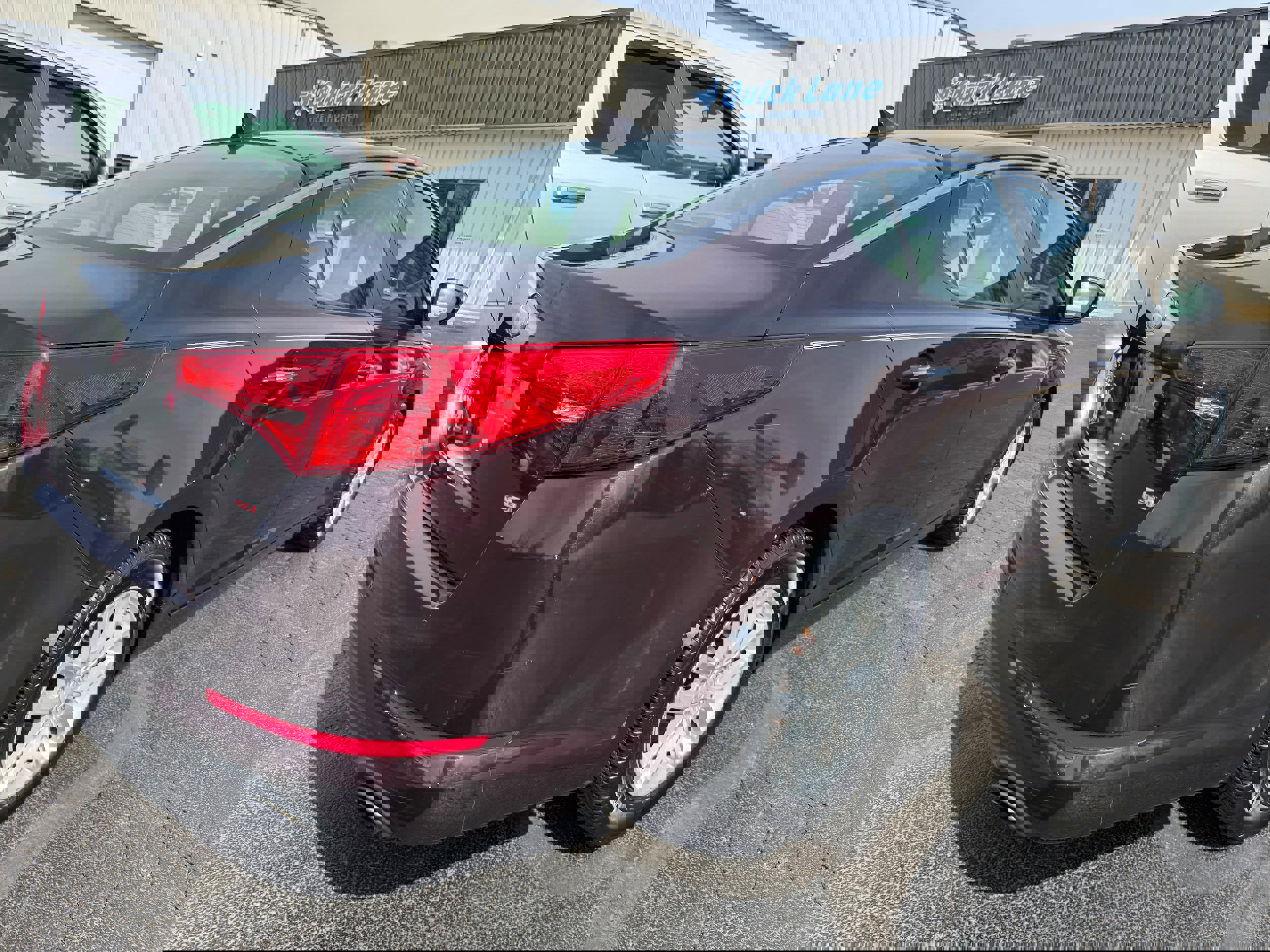 Used 2013 Kia Optima LX w/ Convenience Plus Pkg image 2