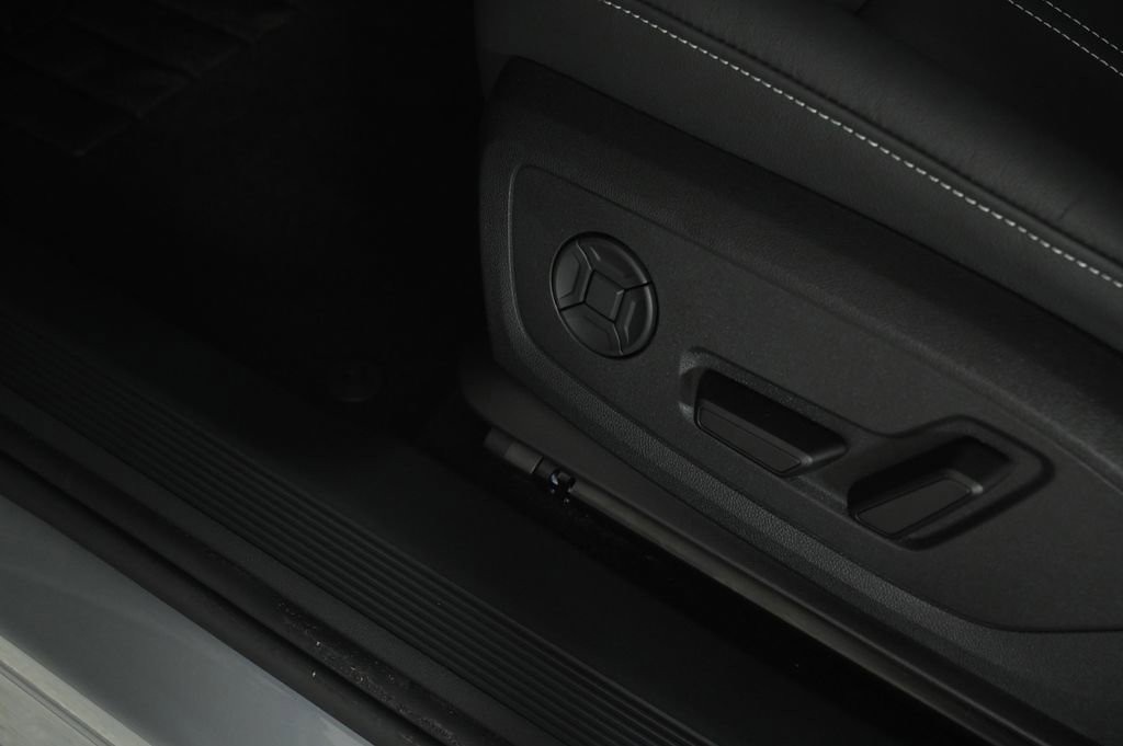 New 2026 Audi Q4 e-tron Premium Plus image 18