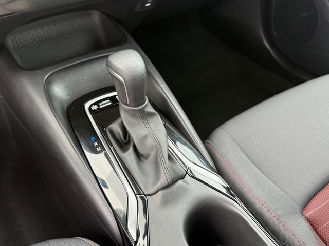 Used 2025 Toyota Corolla SE image 20