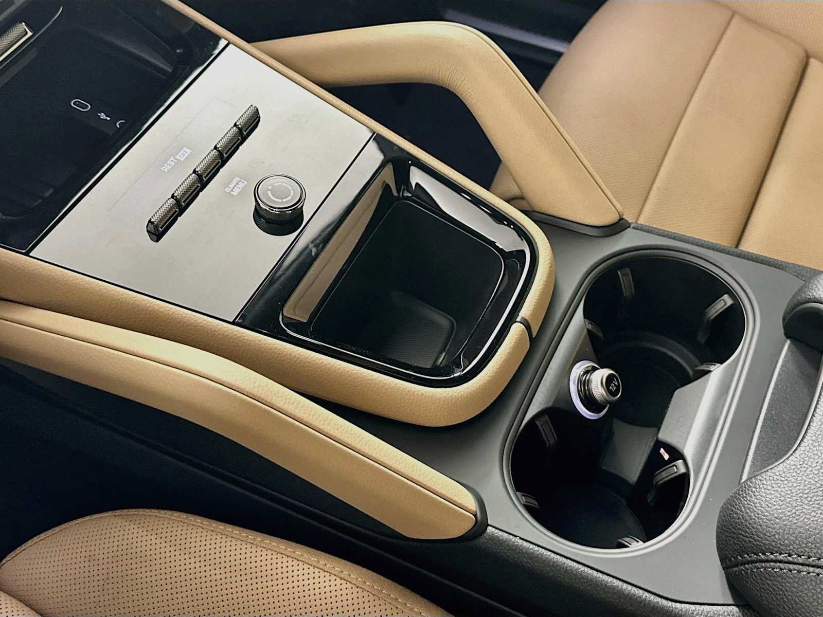 New 2026 Porsche Cayenne AWD/4WD image 19