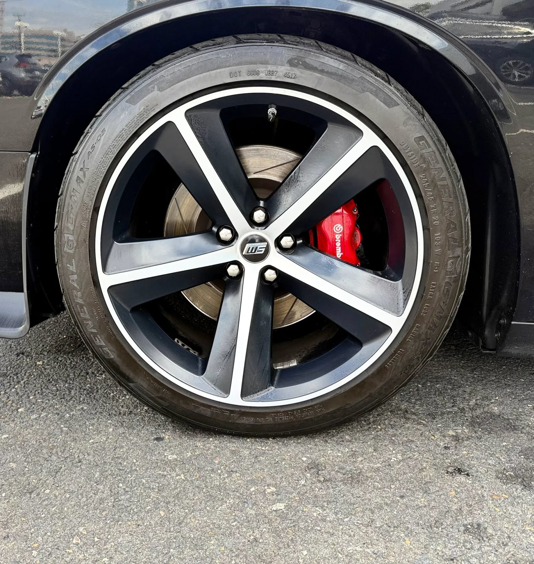 Used 2011 Dodge Challenger SRT8 w/ SRT Option Group II RWD image 40