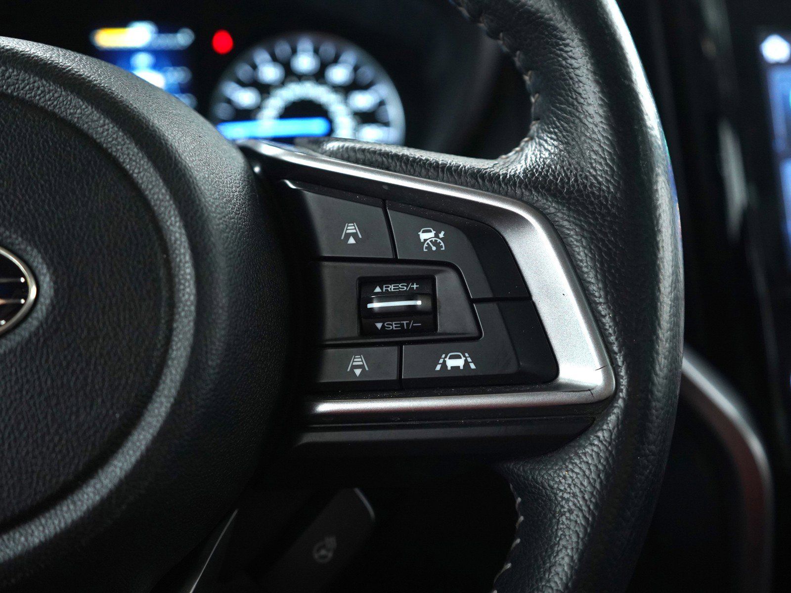 Used 2020 Subaru Ascent Limited w/ Technology Package image 29