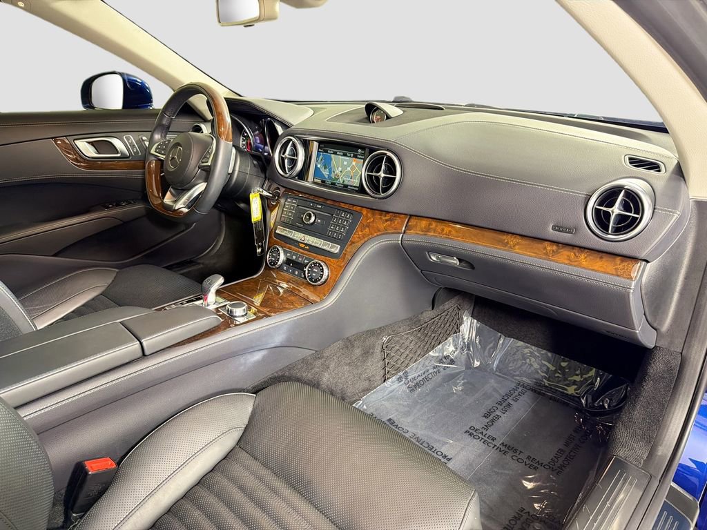 Used 2019 Mercedes-Benz SL 450 image 27