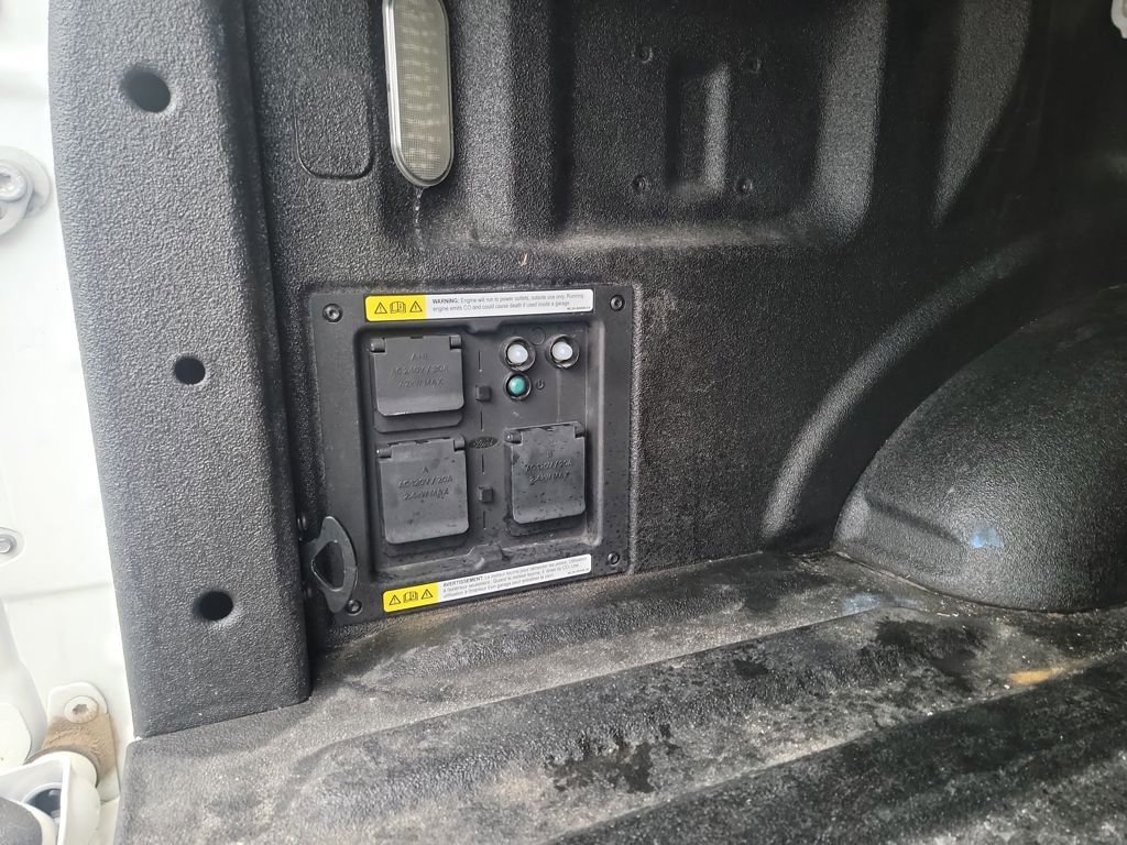 Used 2023 Ford F150 Lariat w/ Equipment Group 502A High image 40