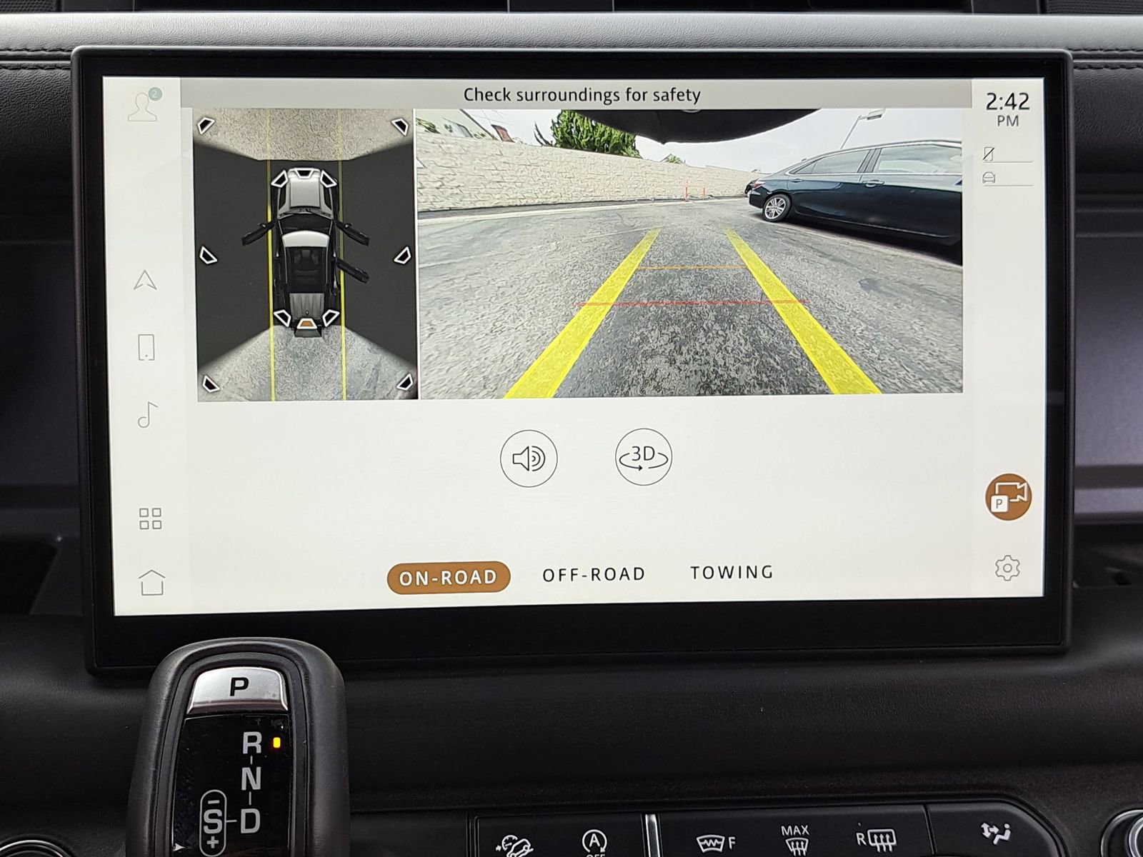 Used 2025 Land Rover Defender 110 V8 image 25